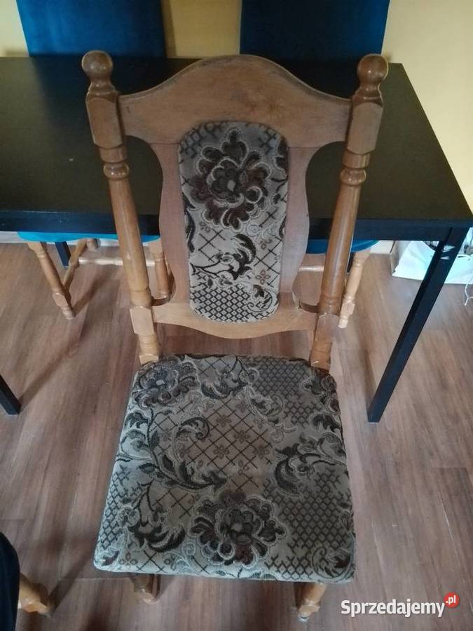 Stół i 4 krzesła pokrowce na krzesła