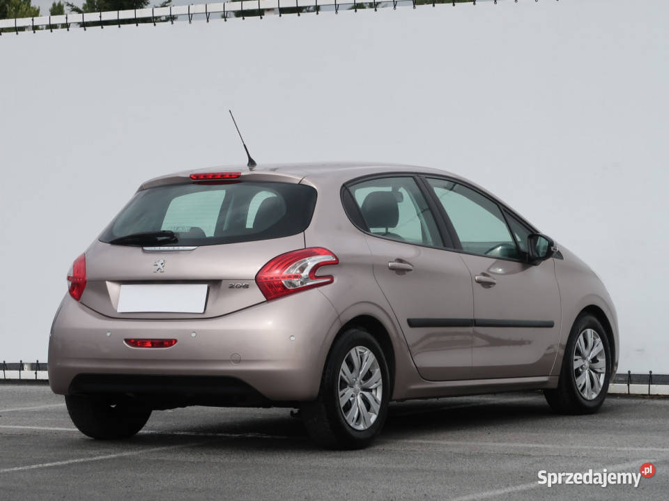 Peugeot 208 14 VTi