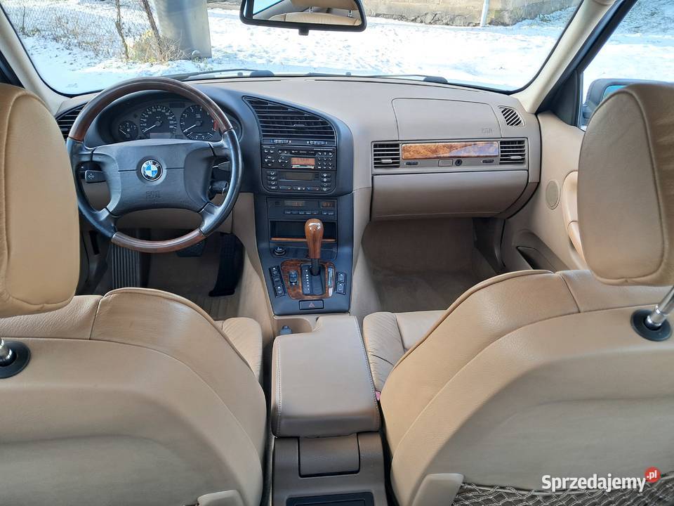 BMW E 36 318i automat klasyk w super stanie Seria 3 Rogoźno