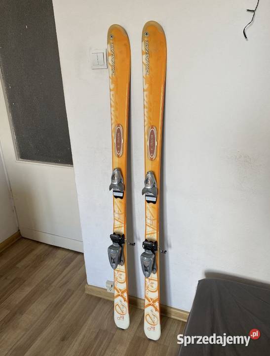 Narty Dynastar Exclusive 8 Look 153