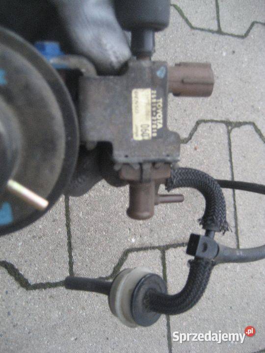 toyota avensis t22 lift 0002r 20 diesel zawór Pozostałe Rakoniewice