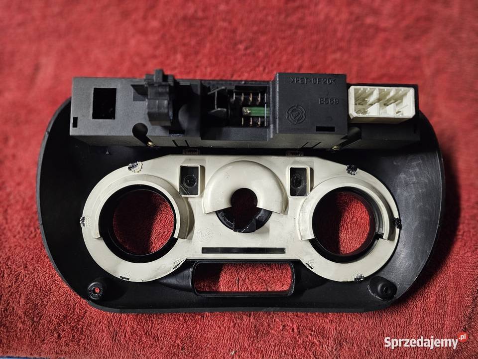 Panel środkowy carbon dedykowane Fiat Seicento osobowe Czechowice-Dziedzice