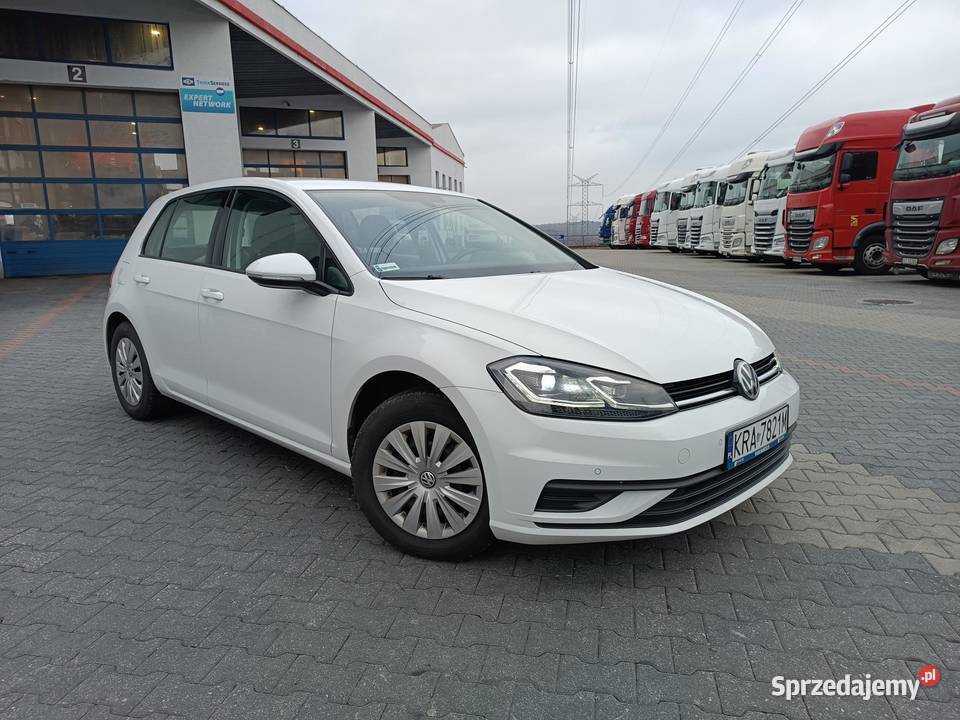 Volkswagen Golf VII 16 TDI BMT Trendline 1598cm3