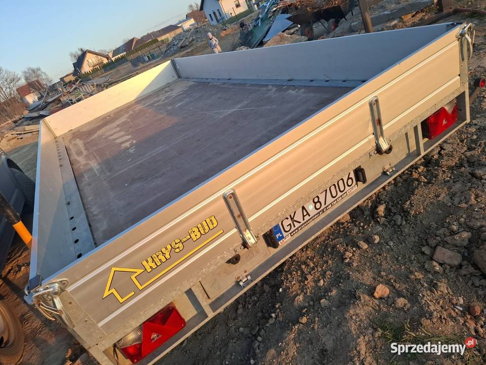 Laweta przyczepa ciężarowa