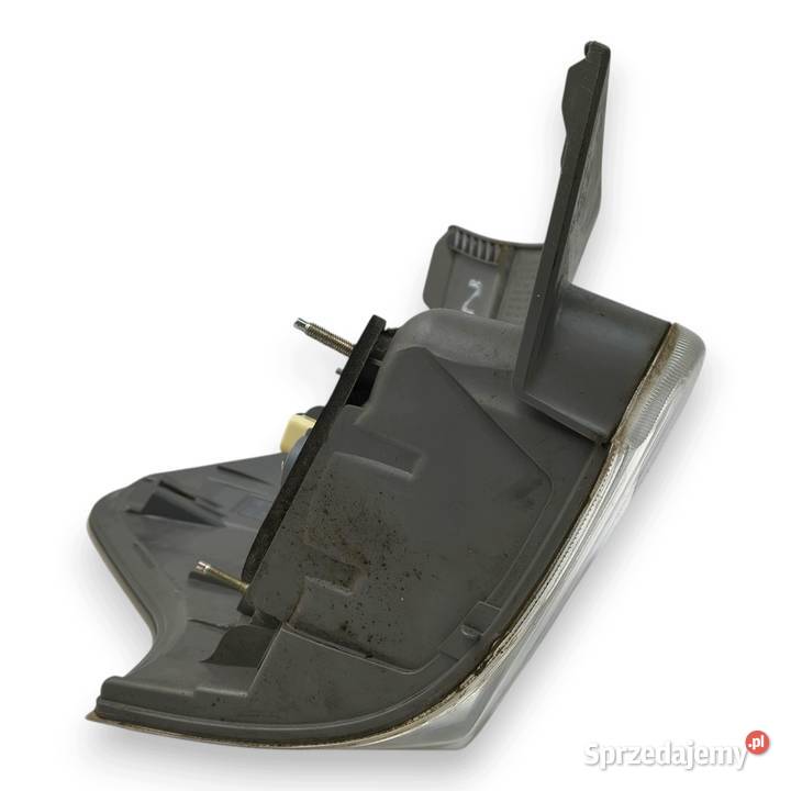 LAMPA PRAWA TYŁ Toyota Prius Plus tylna prawy Chełm