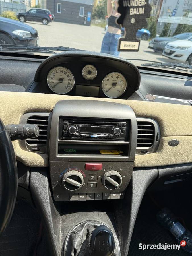 Lancia Ypsilon świętokrzyskie sprzedam