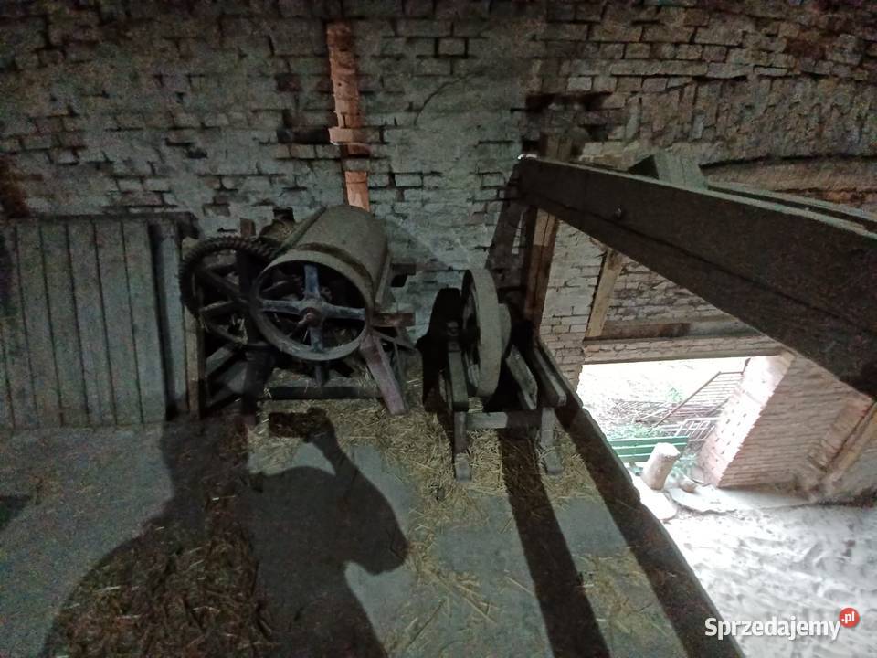 Sprzedam stare maszyny konne Bzowo