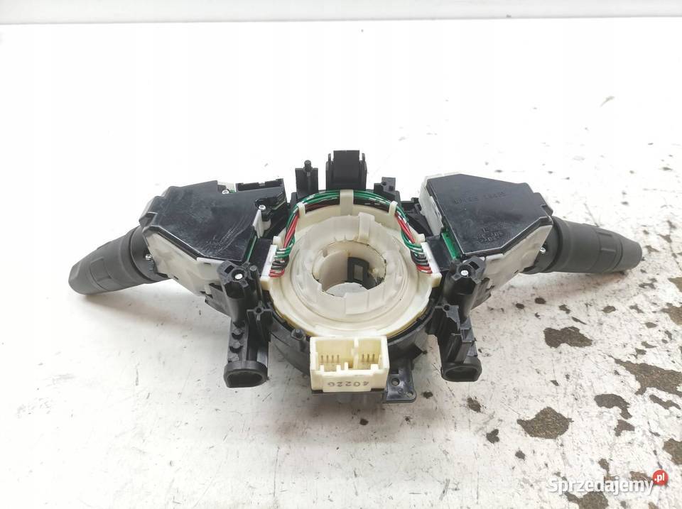PRZEŁĄCZNIK ZESPOLONY TAŚMA E11 Nissan Note I