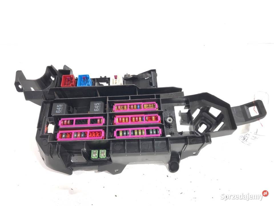 SKRZYNKA BEZPIECZNIKÓW AUDI Q5 FY 80A971845A SUV