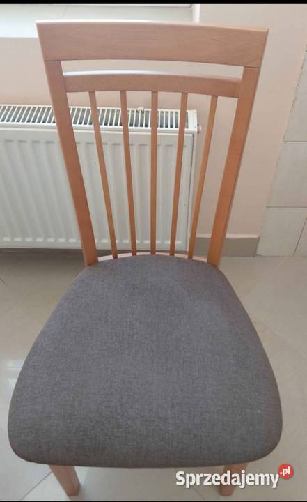Stół drewniany z 4 krzesłami Janki