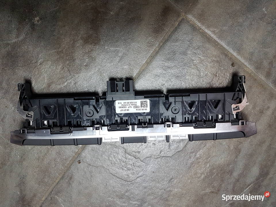 AUDI A3 8V PRZELACZNIK AWARYJNYCH PANEL ESP Rok produkcji 2015 sprzedam