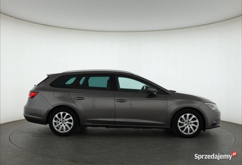 Seat Leon 16 TDI podgrzewane fotele Piaseczno