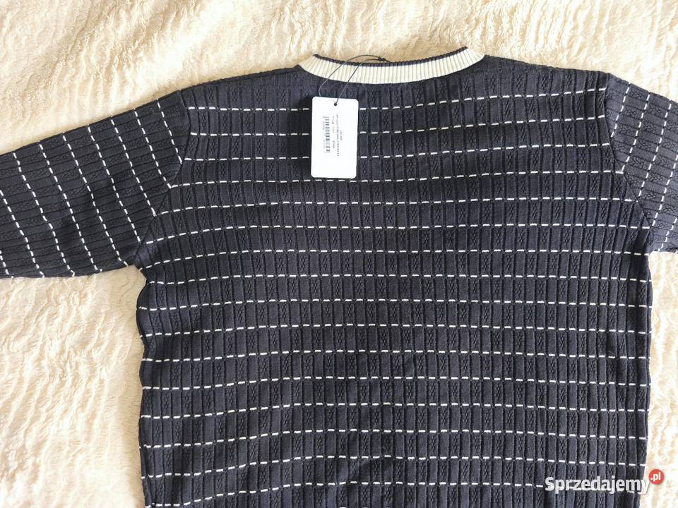 Sweter uniseks sprzedam