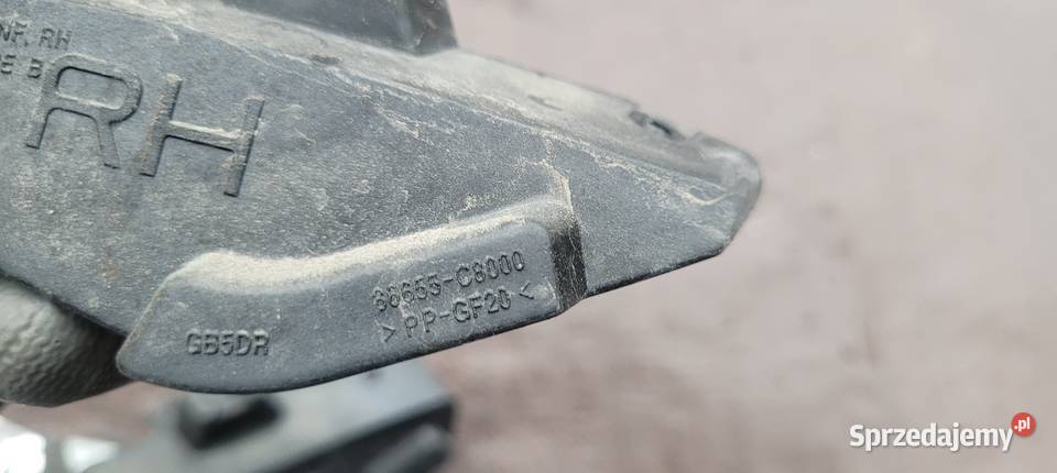 HYUNDAI I20 II HB ŚLIZG LEWY PRAWY TYŁ ZDERZAKA osobowe