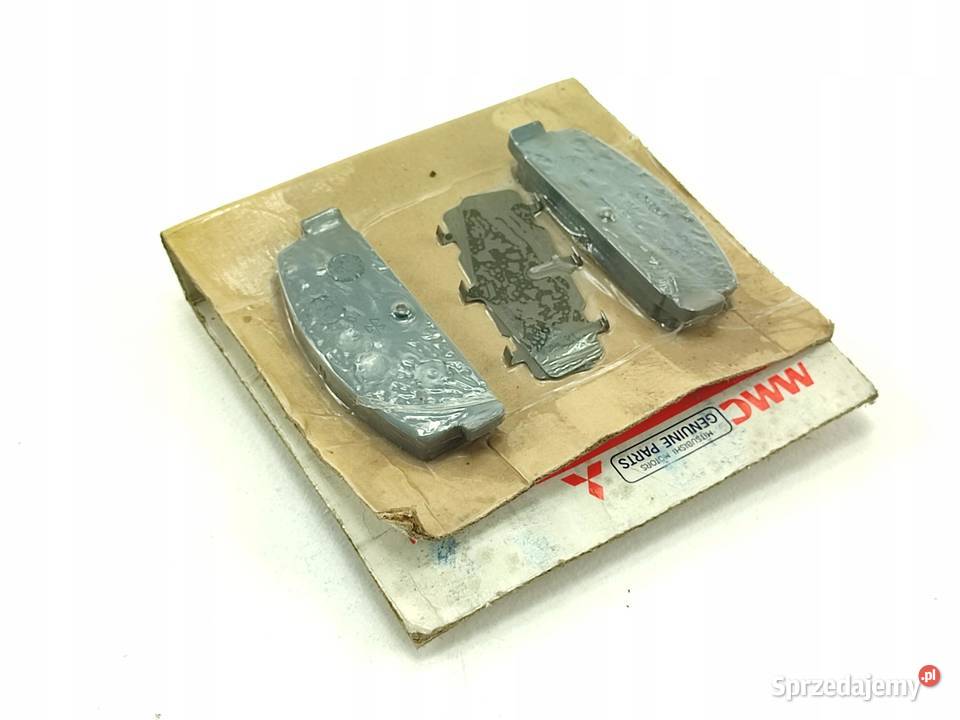 KLOCKI HAMULCOWE TYŁ MITSUBISHI GALANT IV 20