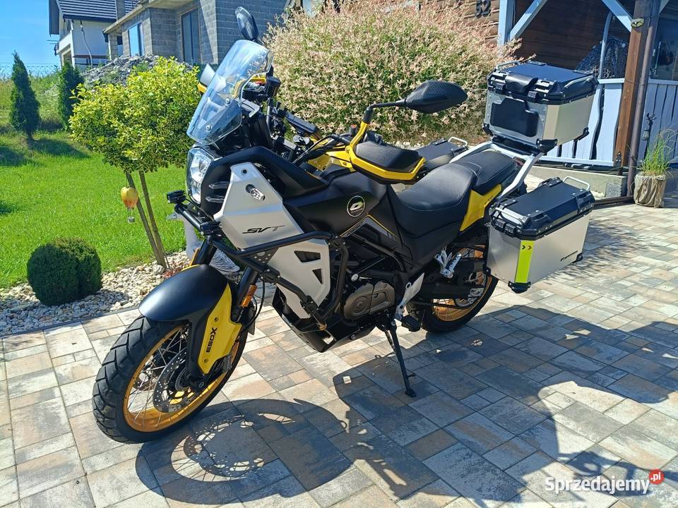 QJMotor SVT 650x Przebieg 1400 Motocykl nowy małopolskie Olkusz