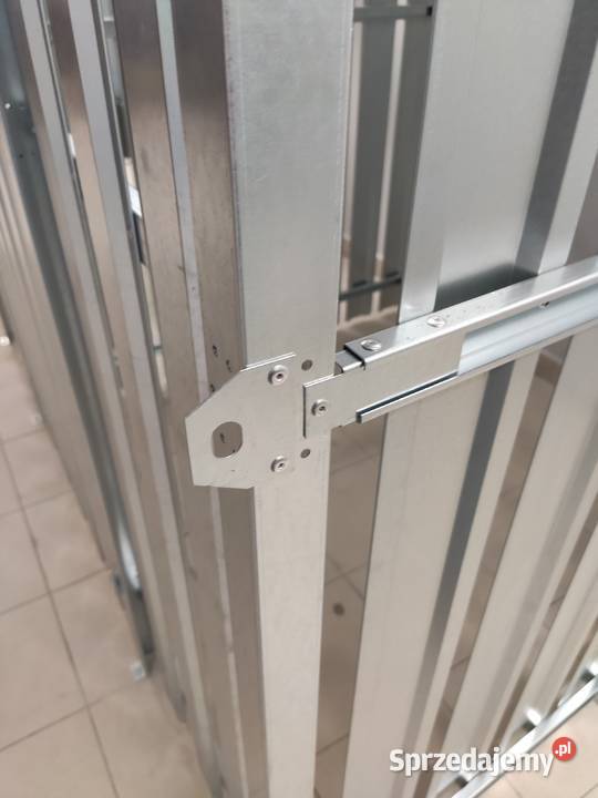 Komórki lokatorskie wygrodzenia wewnętrzne boksy mazowieckie Warszawa