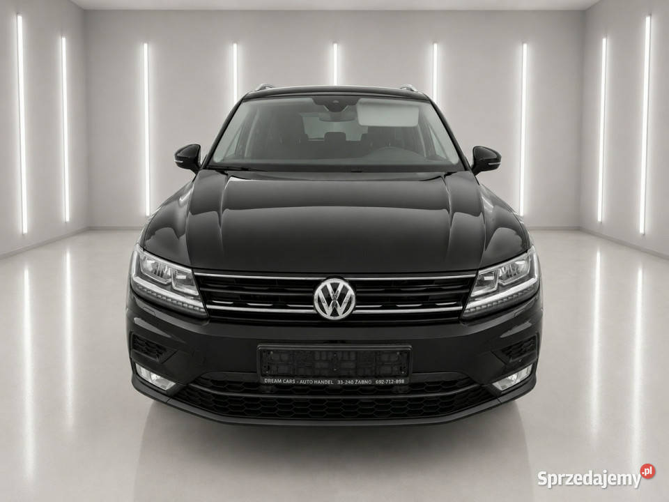 Volkswagen Tiguan 20 benzyna 180konikamera benzyna Żabno