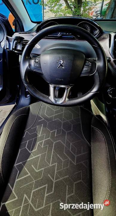 Peugeot 2008 12 2015r 60kw nieuszkodzony mazowieckie Warszawa sprzedam