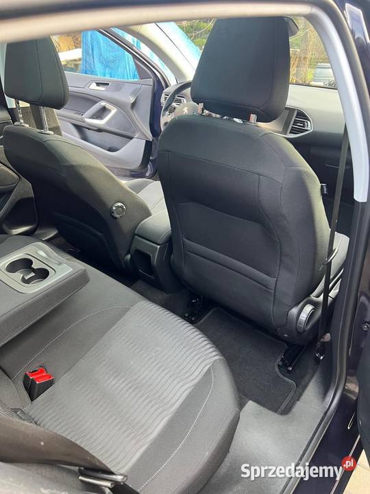 Peugeot 308 T9 12 110 benzyna Gdów