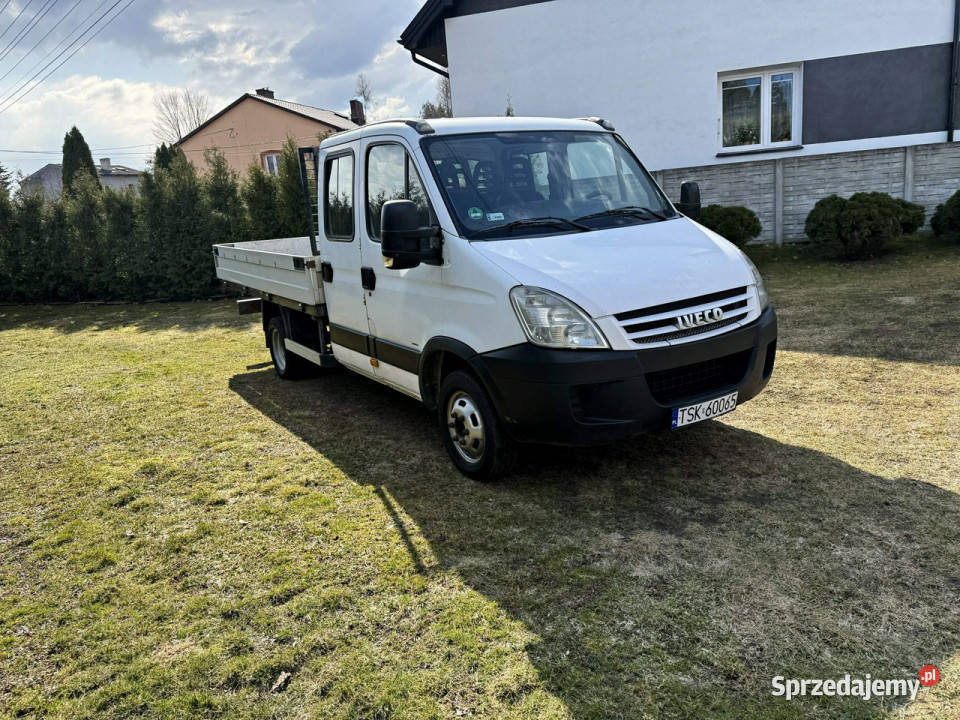 Iveco Daily 35C12 Doka 7 osób Ładowność 1090 Hak manualna Bliżyn