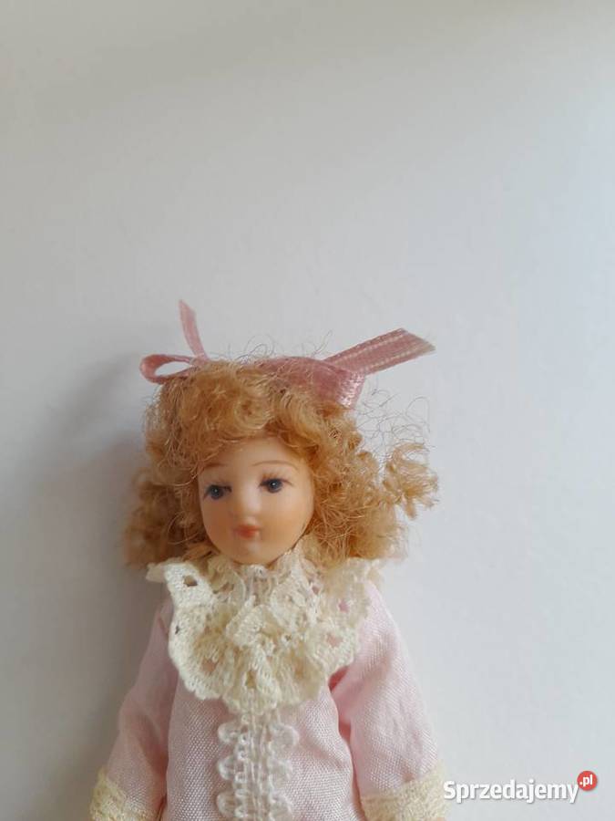 Piękna porcelanowa laleczka 112 lalki miniatury