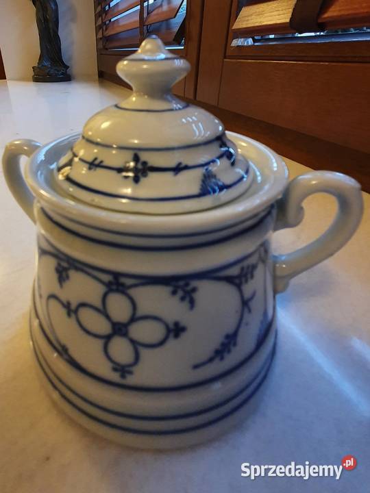 Cukiernica biała porcelanawzór cebulowy Lublin