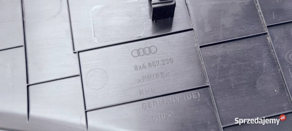 OSŁONA POSZYCIA SŁUPKA LEWA AUDI A1 8X4867239 5D Przystajń