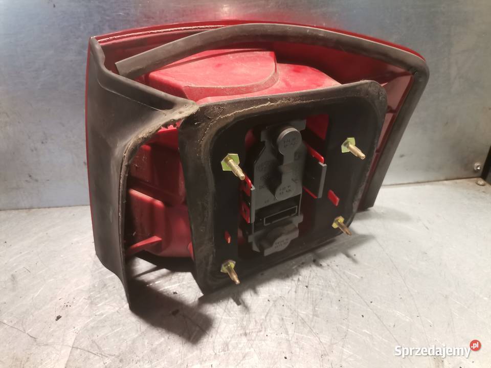 LAMPA LEWY TYŁ AUDI A6 C5 FL KOMBI AVANT Nowy Sącz sprzedam