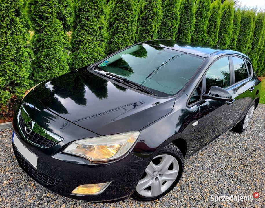 Opel Astra J 14 Turbo Benzyna NISKI PRZEBIEG 140KM Kraków sprzedam