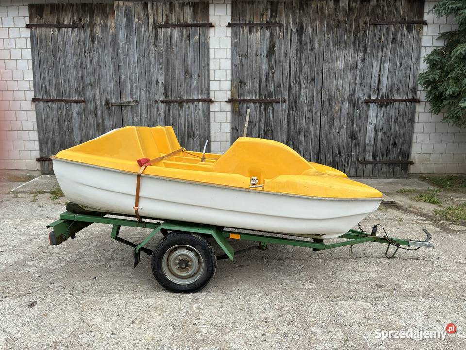 Rower wodny z przyczekpką Sejny