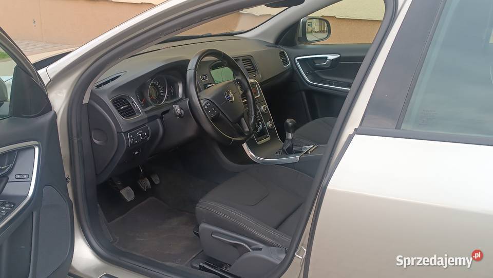 Volvo V60 2015r LED ksenon 189 elektrochrom. lusterka boczne Zamość