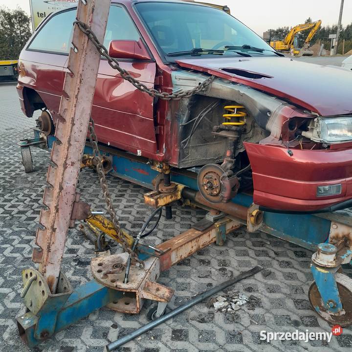 RAMA NAPRAWCZA Narzędzia blacharskie sprzedam