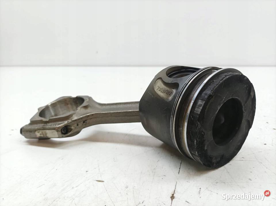 TŁOK KORBOWÓD 19 CDTI Opel Astra III 2004 H Blok silnika
