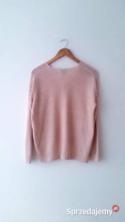 Różowy sweterek pudrowy HM Warszawa