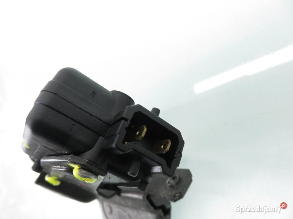 ZAMEK KLAPY BMW 5 E39 8172177 osobowe Zamki, wkładki i kluczyki