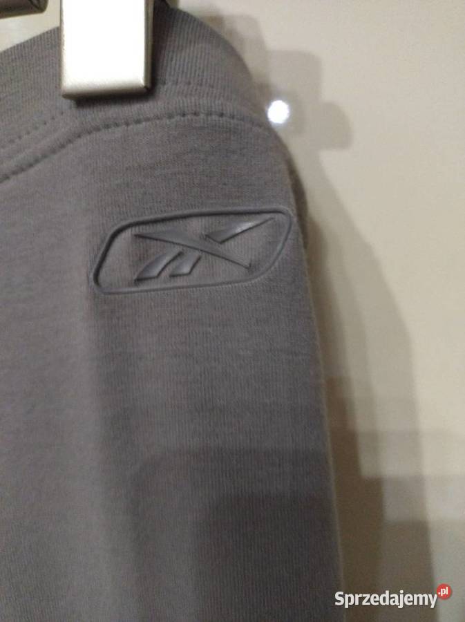 Spodnie dresowe w kolorze szarym REEBOK Lublin sprzedam