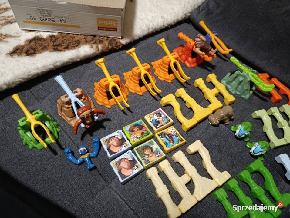 Kolekcja zabawek McDonalds 5x CROODS Tower Poznań