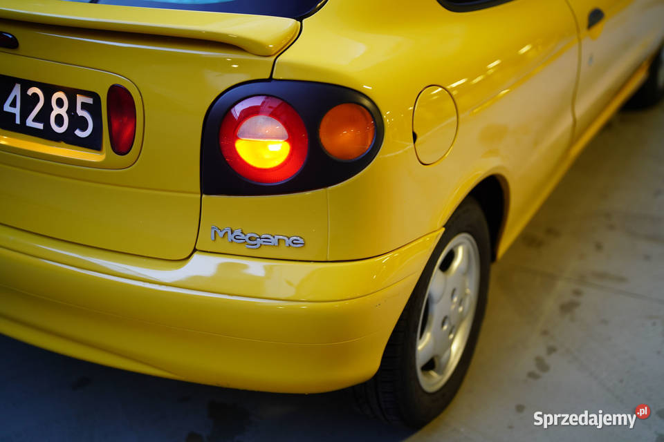 RENAULT MEGANE COUPE SPOILER MEGANE COACH TUNING osobowe Otwock