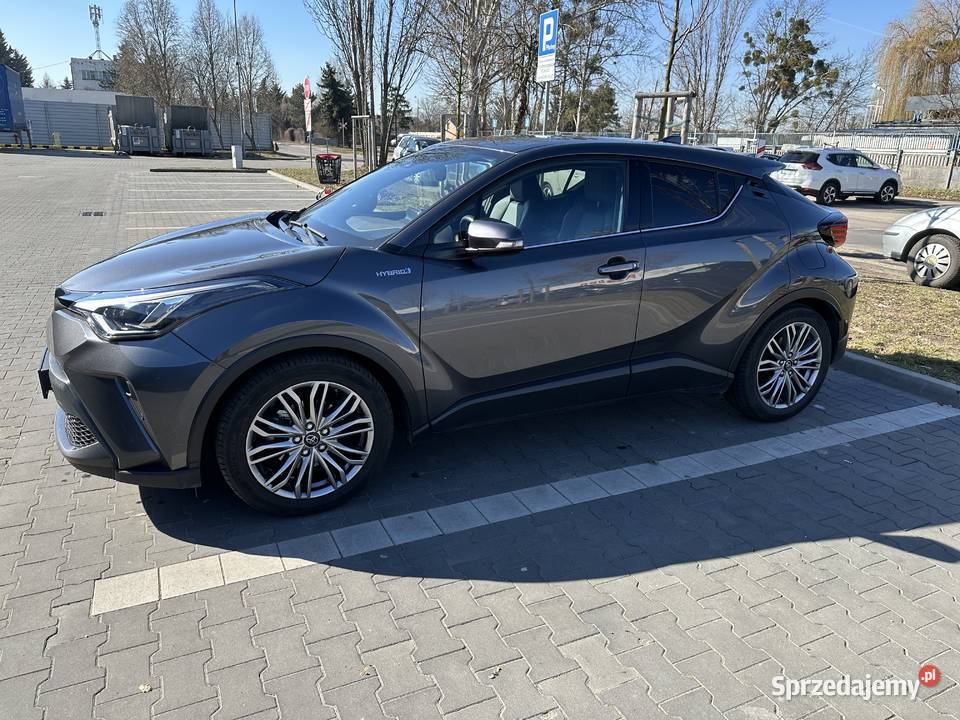 Toyota CHR Toyota CHR 20 Hybrid 184 Executive Rok produkcji 2020 Wrocław