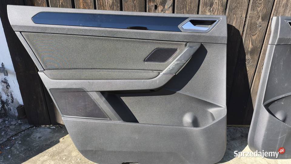 Boczki tapicerki drzwi tylne Volkswagen Touran Dobrodzień