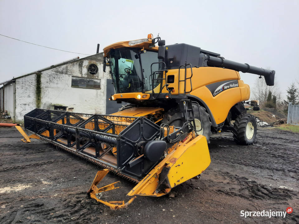 Kombajn zbożowy HOLLAND CR980 heder 92 m Maszyny rolnicze warmińsko-mazurskie