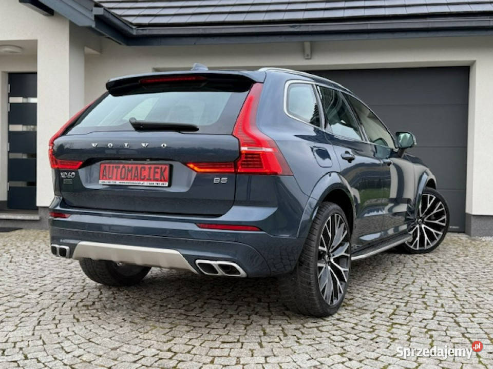 Volvo XC 60 B5 BENZYNA BUSINESS KAMERY 360 BLISY garażowany Kamienna Góra
