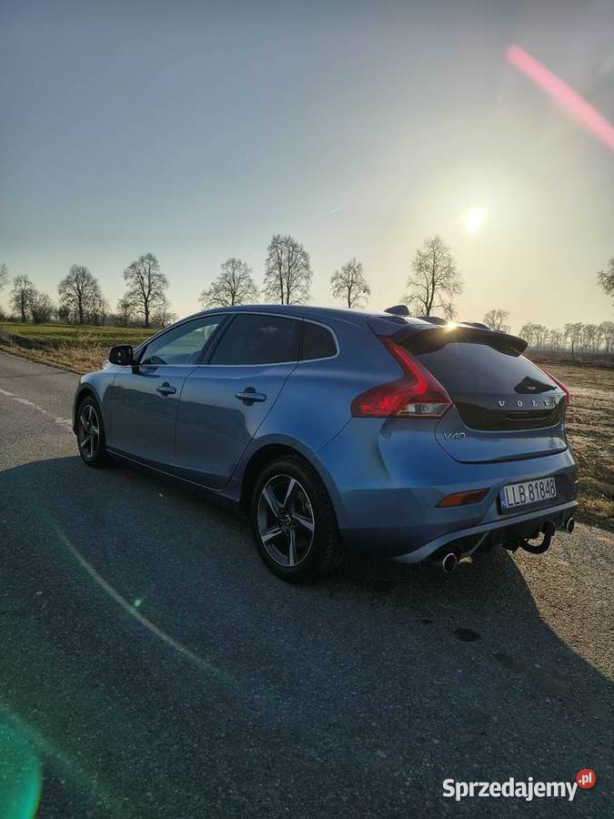 Volvo V40 niebieski