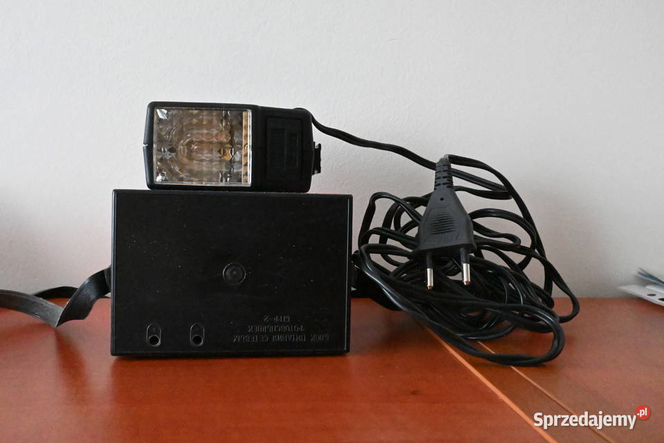 Lampa błyskowa i przetwornica kpl pomorskie Rumia