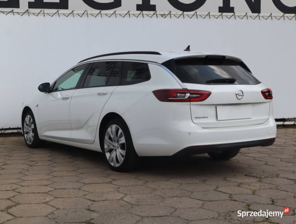 Opel Insignia 16 CDTI komputer pokładowy