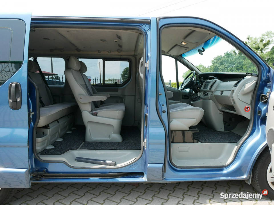 Opel Vivaro 25 CDTI 135 Tour 7 Osób VAT 23 przyciemniane szyby śląskie Goczałkowice-Zdrój