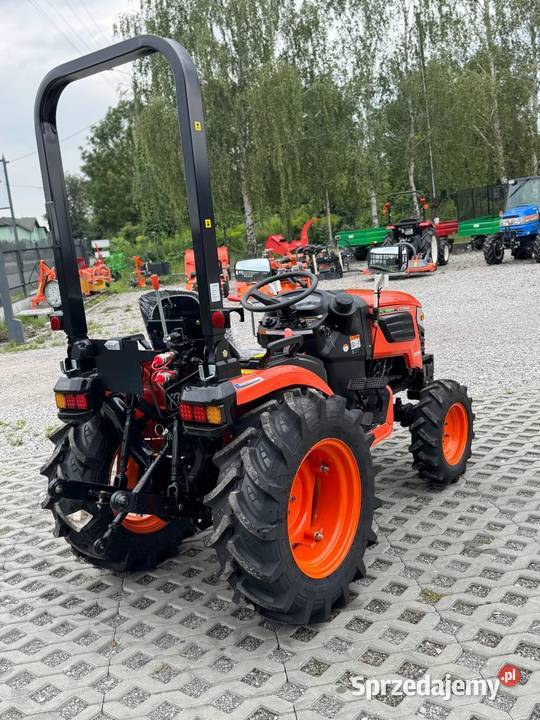 Hinomoto HM3030 4x4 Szerokie koła wspomaganie Biskupice