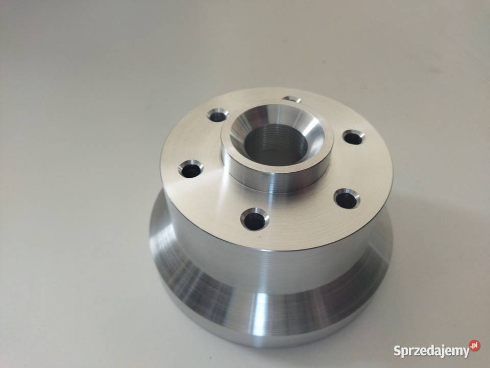 Tulejadystans pod śmigło samolotu lekkiego ULL Nysa