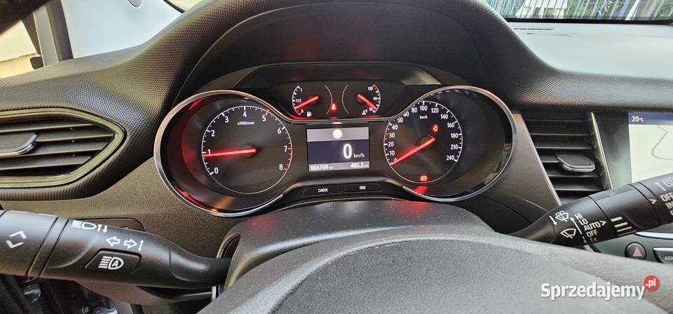 Opel crossland 2024 przebieg 6700 podkarpackie Bzianka